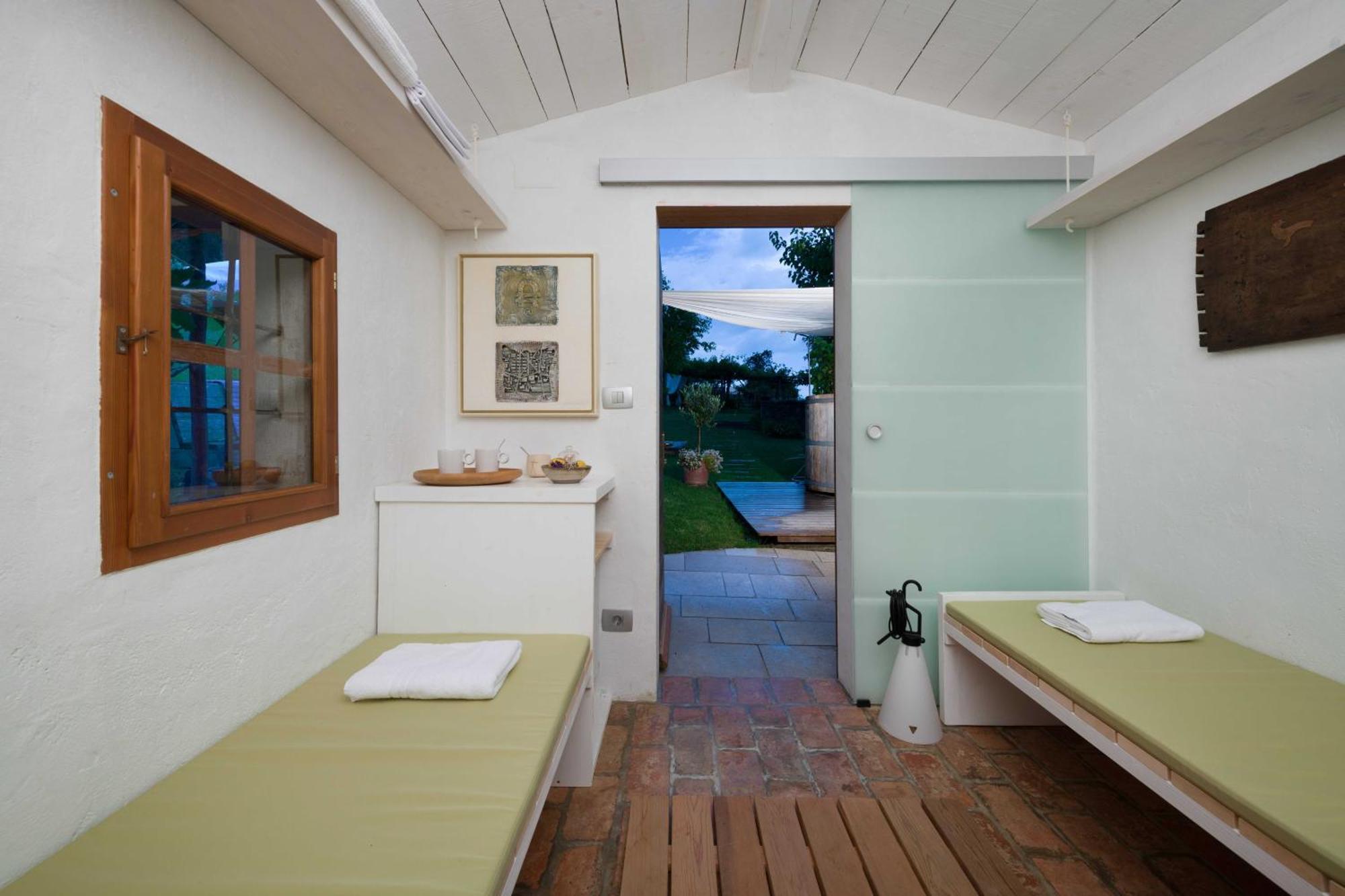 Villa Artes With Free Hot Tub & Sauna Branik Exterior photo